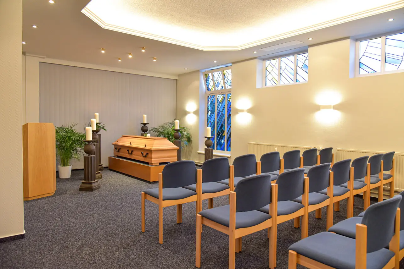 Ansicht der Trauerhalle in Einfeld